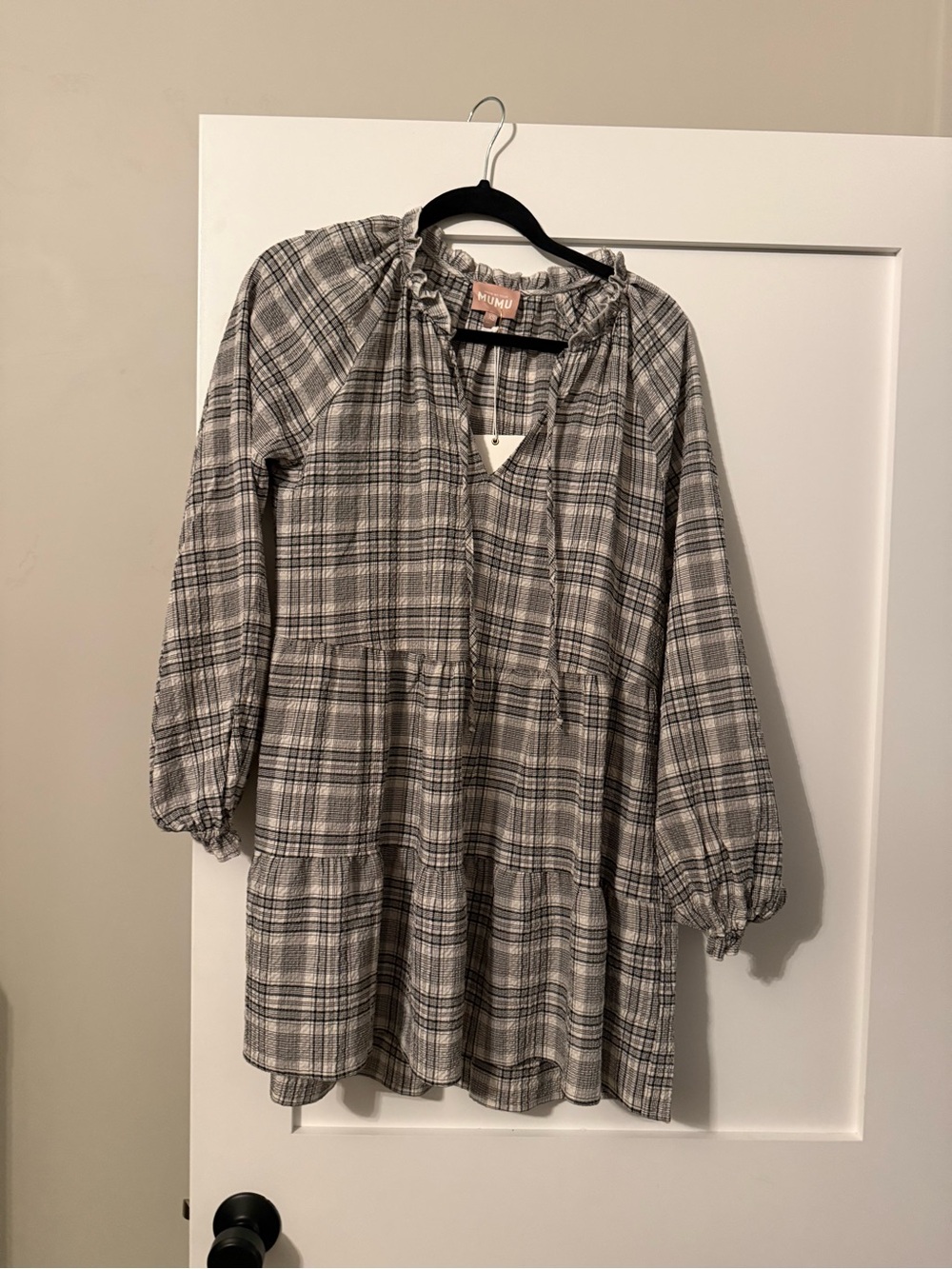 Show me your Mumu Gray Plaid Tiered Long-Sleeve Dress